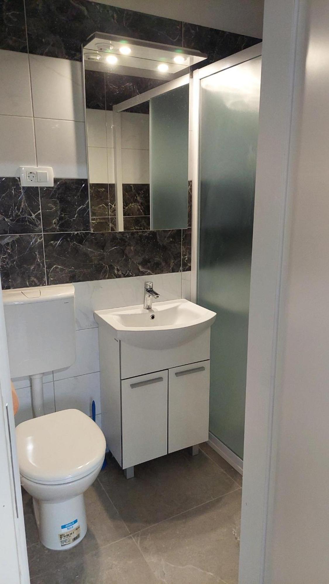 Room With Private Toilet And Terrace In City Center In Shared Apartment Split Ngoại thất bức ảnh